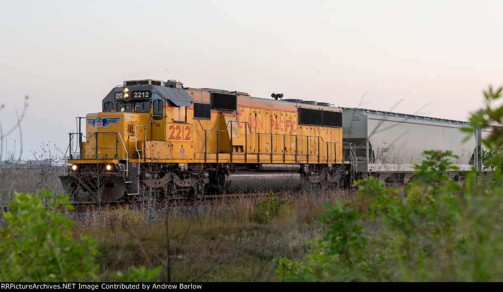 UP 2212 on the Kosmos Industrial Spur